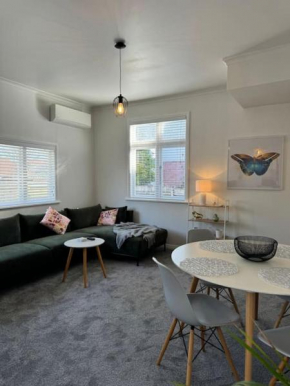 Central Hutt 2 Bedroom Gem